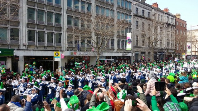 Besucher der Patricks´s Parade Dublin